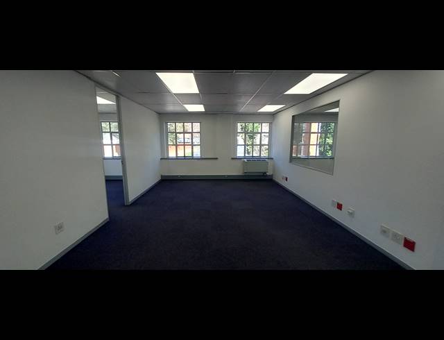 338M² OFFICE TO LET IN BRYANSTON
